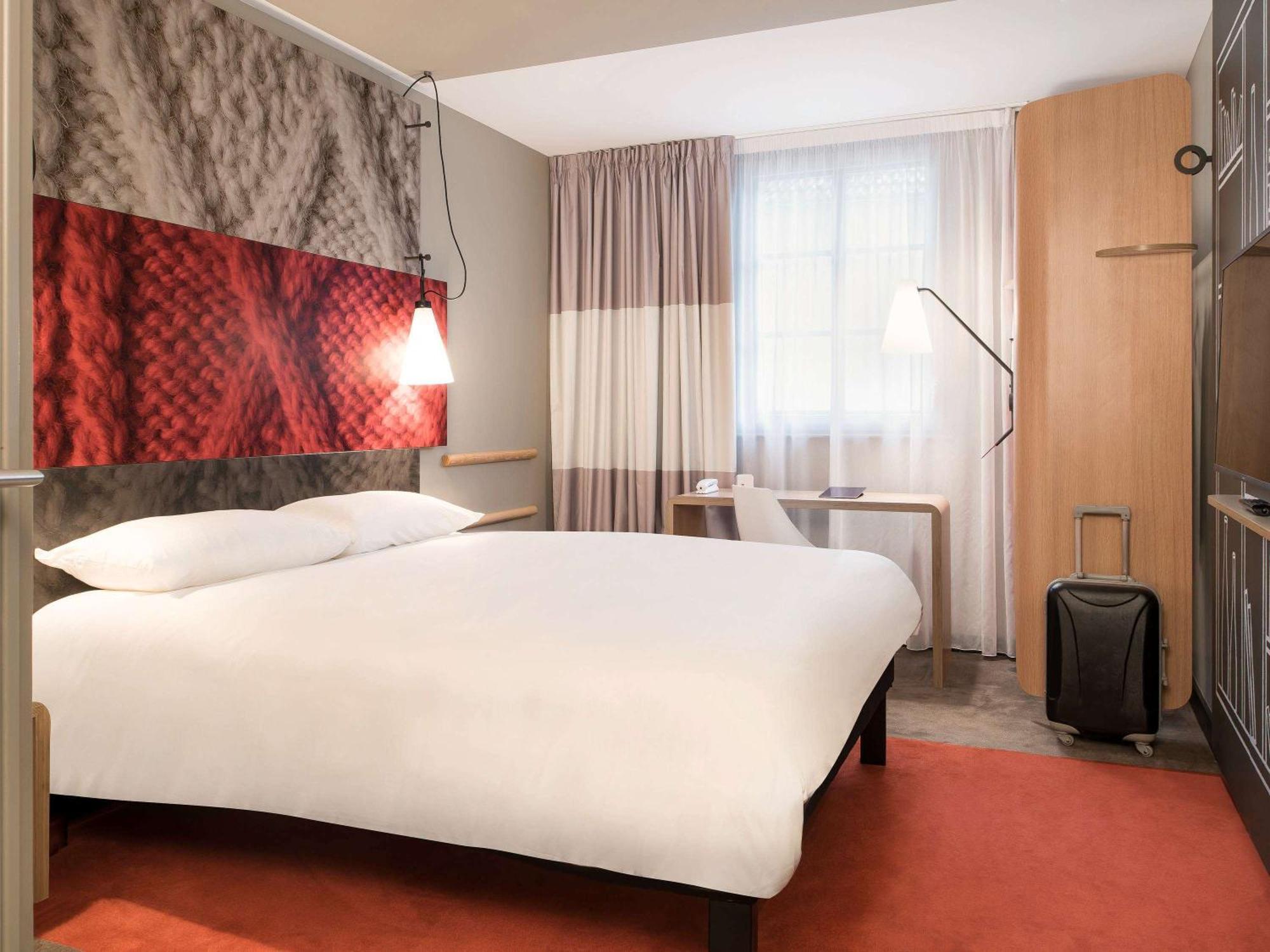 होटल Ibis Centre Gare Geneva